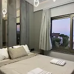 Elegance No2 - Pier Sea View