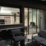 Elegance No2 - Pier Sea View אורלה