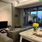Elegance No2 - Pier Sea View וילה אורלה