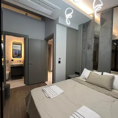Elegance No2 - Pier Sea View *