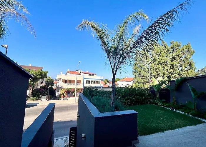 Elegance No2 - Pier Sea View וילה אורלה