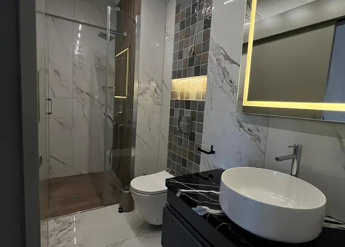 Elegance No2 - Pier Sea View *