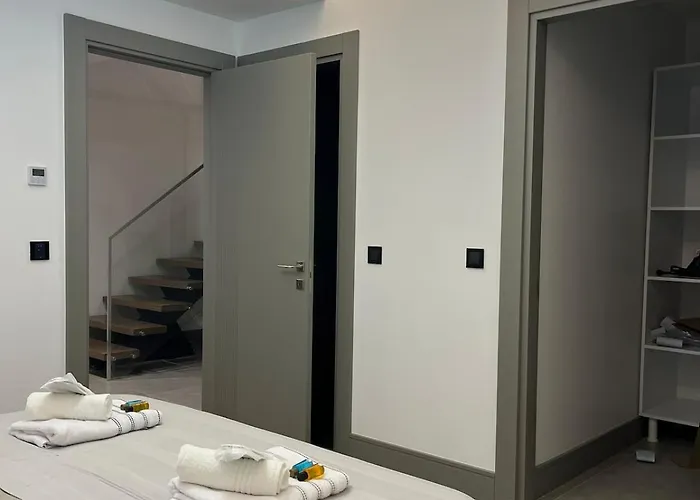Elegance No2 - Pier Sea View Vila Urla